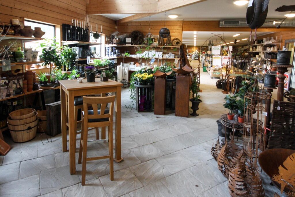 background_store_interior_2_1500px